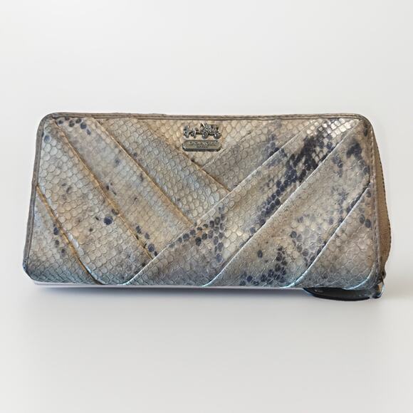 Coach Python Embossed Genuine Leather Accordian Wallet Vintage - Picture 1 of 6